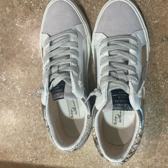 New Vintage Havana slip on sneakers in size 7M - Picture 6 of 7